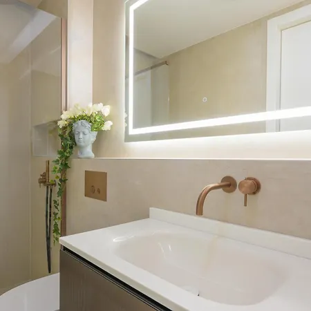 Eden & Blue Horizon Apartament *