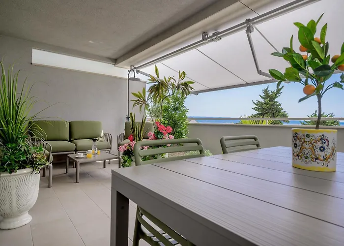 Eden & Blue Horizon *