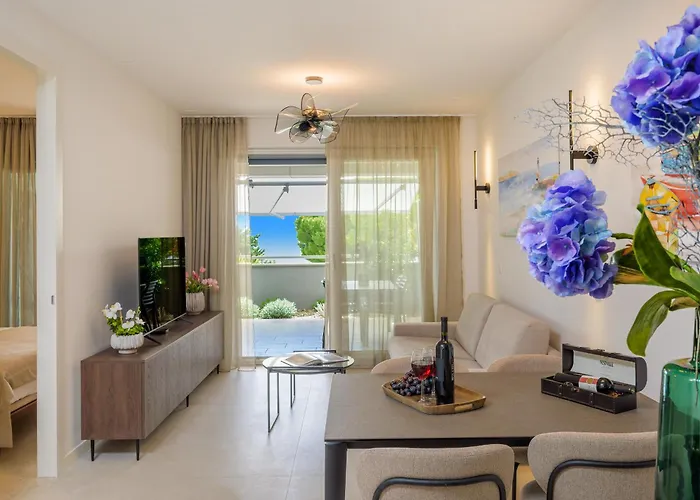 Eden & Blue Horizon *